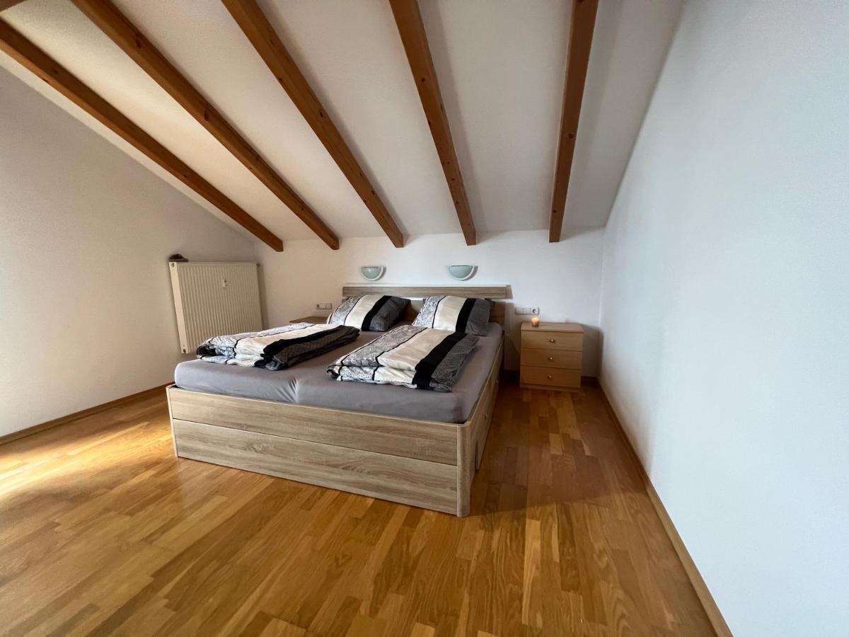 D&R Appartement Bei โรเซินไฮม์ ภายนอก รูปภาพ