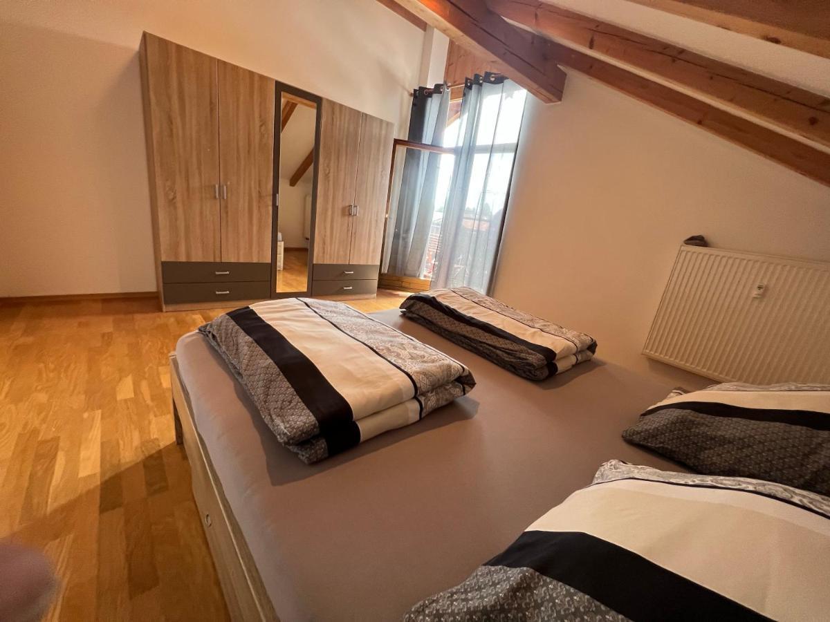 D&R Appartement Bei โรเซินไฮม์ ภายนอก รูปภาพ