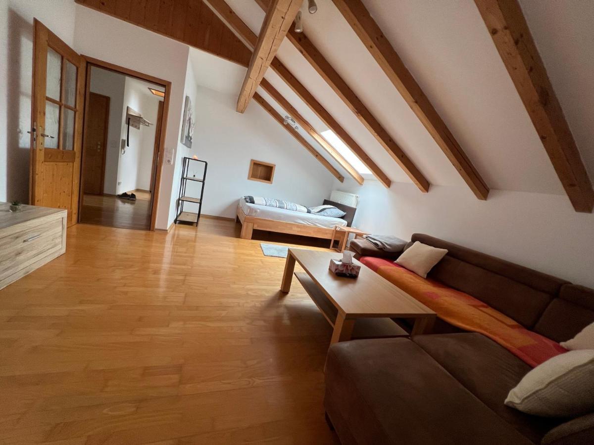 D&R Appartement Bei โรเซินไฮม์ ภายนอก รูปภาพ